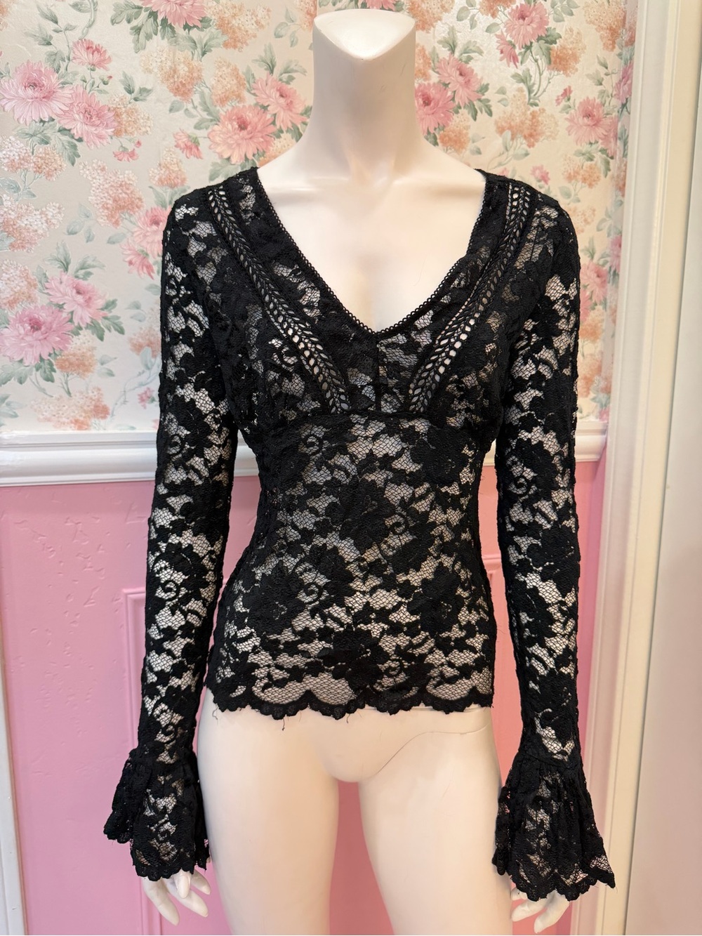 Y2k Black Lace V-Neck Long Sleeve Women's Top